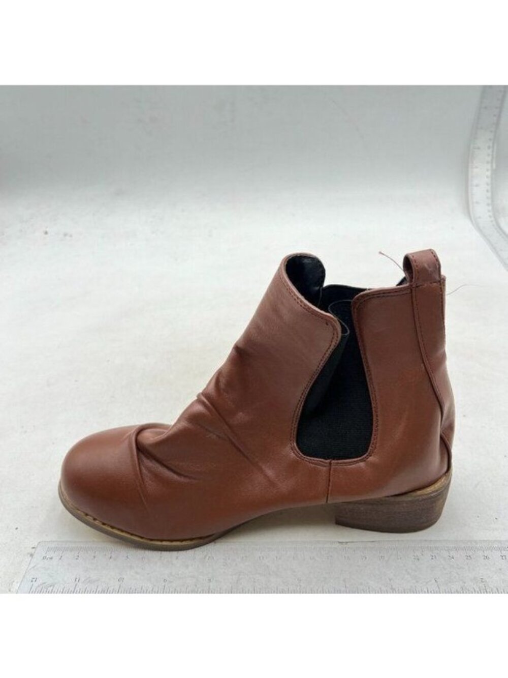Women's Round Toe Flat Low Heel Ankle Booties Leather Elastic Side Panel Brown